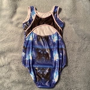 Girl’s Gymnastics Leo